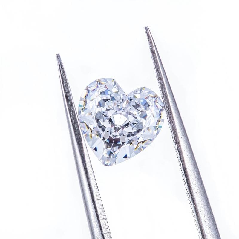 Heart cut loose stone for custom jewelry