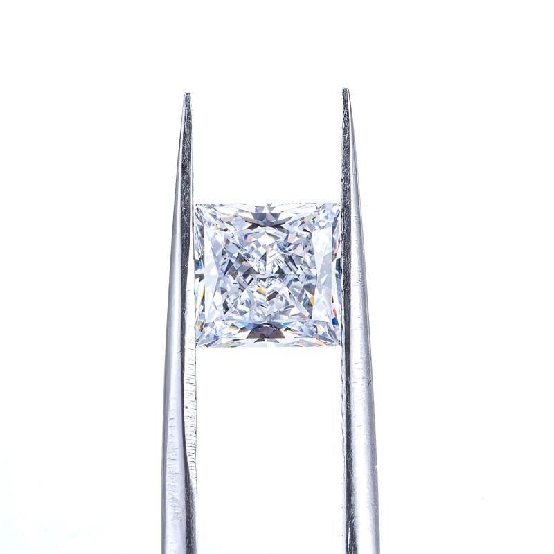 Princess cut loose stone for custom settings